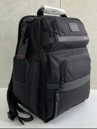 Tumi Alpha 3 電腦背包