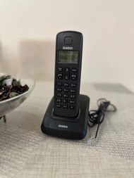 Uniden cordless phone 室內無線電話 使用兩粒AAA充電池，不連電池，正常運作。如另外加Panasonic兩粒3A充電池，額外收取多$30!   ( ♻️ 以物易物 / swap 