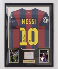Lionel Messi 巴塞隆拿親筆簽名球衣連證書展示框