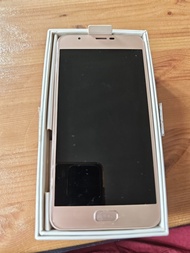 SHARP R1S 智能手機