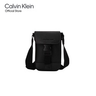 CALVIN KLEIN กระเป๋าสะพายข้างผู้ชาย Phone Crossbody รุ่น HP2178 001 - สีดำ