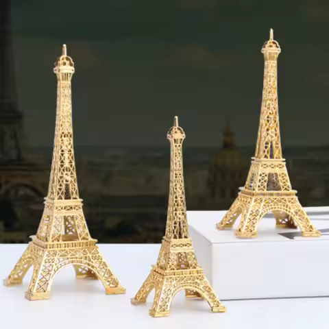 Vintage Eiffel Tower Statue Desktop Decor Iron Eiffel Tower Figurine Cake Stand Light Luxury Ornamen