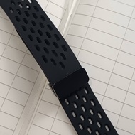 มาใหม่ สายยางล็อคแบบมีรู สายยางซิลิโคน สายสมาร์ทวอท ขนาด 38/40/41(S10)42mm 42/44/45/46/49mm Ultra