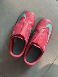 Nike Mercurial 兒童足球鞋