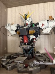 高達 RX-93-ν 2.0 地台連人偶超合金
