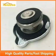 Water Tank Cap 4152858 for Hitachi EX200 EX220-2 EX220-3 EX220-5 EX230-5 EX270-5 EX300-5 ZX330-3 ZX4