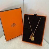 全新HERMES O'Kelly咖皮+金雙鎖頭項鍊