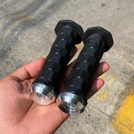 Octagon Handgrip Plus Chrome Spiral Handlebar Set Right Pair ofKiris WIN55