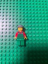 Lego Overalls Farmer Green, Dark Bluish Gray Knit Cap Set 10229 Minifigure [20]