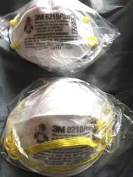 N95 3M 8210 plus 2 個