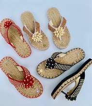 KARA abaca w/beads tsinelas