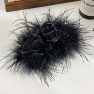 Ostrich Feather Hair Claw Clip Elegant Aesthetic Design Cozy Winter Daily Streetwear