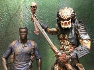 [逸品屋] 重塗作品展示 NECA 終極戰士2 黑人警官 (丹尼·葛洛佛)  花蟹捕食者 豪華版