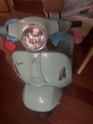 Vespa 兒童電動車