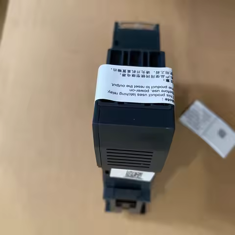 Time Relay RE22R2KMR Power Supply Voltage 24-240VAC Contact Type 2NO+2NC