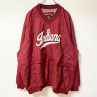 古著印第安納刺繡長袖尼龍套頭衫，V 領，紅色，超大廓形，尺寸 4XL（XXXXL）