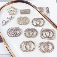 Vintage Autumn Winter Clothing Brooch Pin Elegant Brooch Chanel Style Accessory Diamond Classic Smal