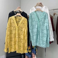 [Ca _ Yanyanjia] -C816-Marshmallow Big Push-V-Neck Buttoned Soft Lace Blouse