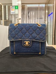 Chanel 23S 牛仔郵差包