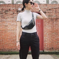 Camo Banana Fanny Pack 迷彩斜背包 霹靂腰包 可調節