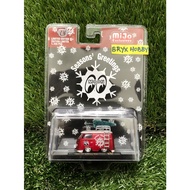 M2 Machines MiJo Exclusives Mooneyes Ornament 1960 Volkswagen Delivery Short Bus #31500-MJS40 Satin 
