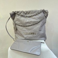 CHANEL 22 BAG淺灰銀扣中號肩背包