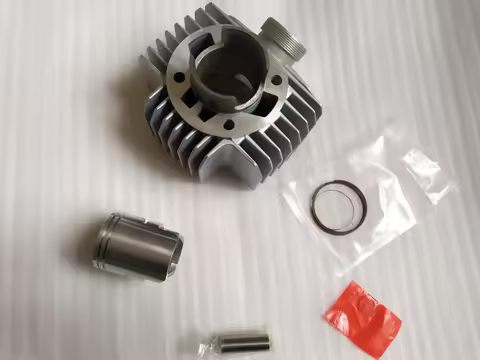 Engine Cylinder Kit Cylinder Piston Set Cylinder Kits Cylinder Bore 50mm For Suzuki A100