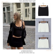 LOR19 - Black/wht Autumn 2 (S,M) - Skort (skirt+pants) 2601