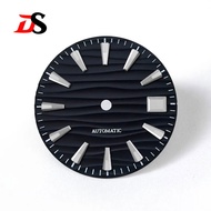 28.5mm Wave Dial High Quality for NH35 Movement BGW9 C3 Lume Can Custom Logo 3 O'clock /6 O'clock /n