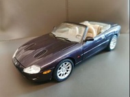 Maisto 1/18 比例模型車 - Jaguar XK series 敞篷車