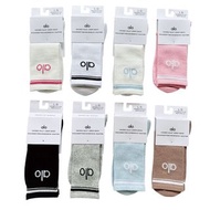 🇺🇸美國品牌🇺🇸Alo yoga 四季多色女生休閒運動瑜伽🧘‍♀️襪純棉長筒襪👉🏻1️⃣4️⃣種款式👈🏻