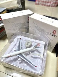 絕版全新港龍航空A330-300飛機模型