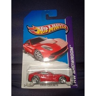 Hot Wheels Ferrari F12BERLINETTA 2013 HW Showroom / F12 Berlinetta
