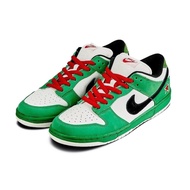 New design SB Du Low Heineken 2.0 sneakers for men and women white green 304292-302