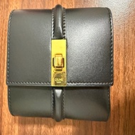 celine 16小牛皮 黑色金鈕扣三折短夾