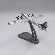1: 300 B-29 Super Air Fortress Bomber Simulation Alloy Airplane Model Static Ornaments