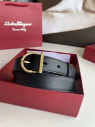 Salvatore Ferragamo 黑色皮帶
