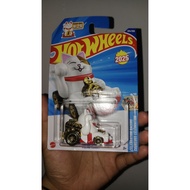HOTWHEELS FELINE LUCKY