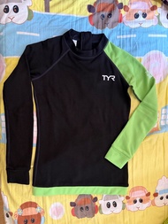 TYR 長袖泳衣