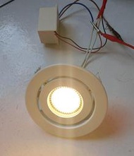 MR16專用可調角度平崁燈燈座(組) 含MR16  5公分3000K5W3燈LED(黃光) 驅動器.已測