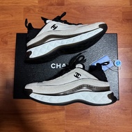 Chanel正品運動鞋香奈兒徽標雙c休閒鞋 女款白灰色 36碼