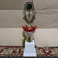 MERAH Red and White August Trophy Crystal Crown K-4