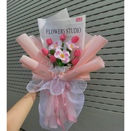 Lovely bouquet of tulips with 6-7-9 flowers as a gift October 20, November 20. 8-3.14-2