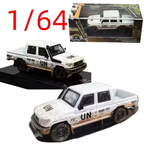 PARA Diecast 1/64 Scale Toyota Land Cruiser LC79 Pickup Truck Car Model Alloy Land Cruiser LC79 Off-