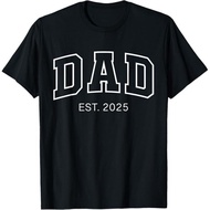Promoted To Dad Est 2025 Daddy To Be Gifts First Time Dad T-Shirt