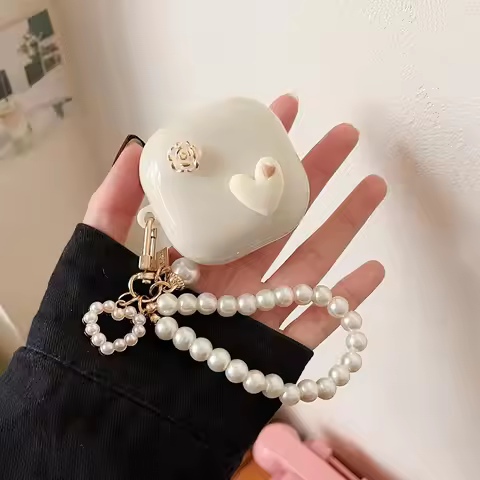 Cute 3D Heart Love Silicone Earphone Case for Samsung Galaxy Buds Live / Buds Pro / Buds 2 / Buds2 P