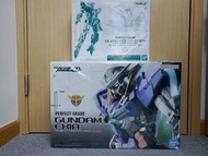 PG 1/60 GUNDAM EXIA (非LED版本)  及 Clear color body