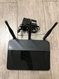 Router-D-link DIR-809
