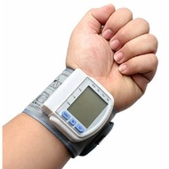 UORRIS Mediatech Tensi darah digital /Tensimeter / Blood Pressure Monitor / Mediatech Tensimeter Dig