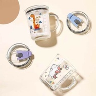 2 Graduated Cups